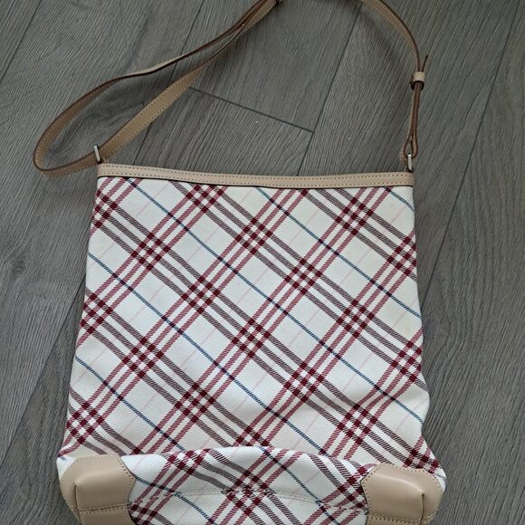 Burberry Blue Label - Picture 2 of 7